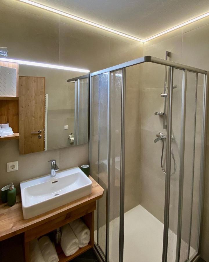 Ferienappartements Heinzle - Ihr Ferienresort Санкт Якоб ин Дефереген Екстериор снимка