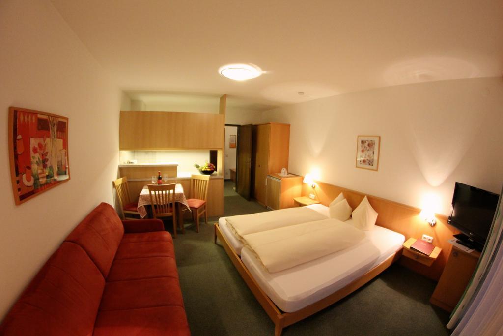 Ferienappartements Heinzle - Ihr Ferienresort Санкт Якоб ин Дефереген Екстериор снимка